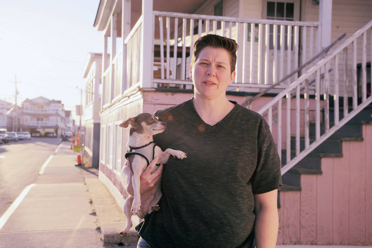 Mastering Sit Training with the Positive Reinforcement Method: A Complete Guide